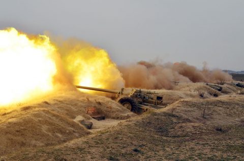 Ադրբեջանի ԶՈւ М-46 հաուբիցները զորավարժության ժամանակ. ապրիլ 2017