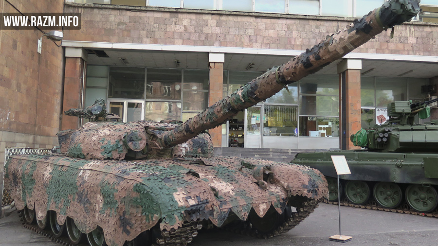 Камуфляжная сеть производства «Любава-Армения» на танки Т-72. Выставка ArmHiTec-2016