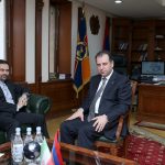 Глава МО Армении встретился с послом Ирана