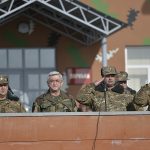Во время визита президента Армении сопровождали министр обороны и начальник генштаба ВС