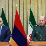 Министр обороны Армении Виген Саргсян и глава МО Ирана Хоссейн Дехган