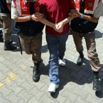 В Турции продолжаются аресты военнослужащих