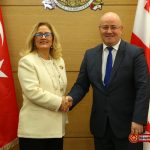 Новый посоло Турции в Грузии Фатма Йазган и министр обороны Грузии Леван Изория