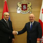 Посол Армении в Грузии Рубен Садоян и министр обороны Грузии Леван Изория