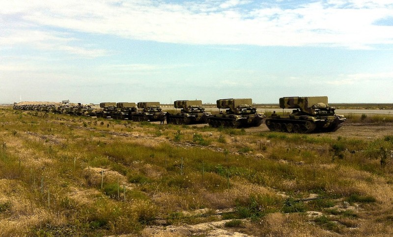 Ռուսաստանից Ադրբեջանին մատակարարած ՏՕՍ-1Ա «Սոլնցեպյոկ» ծանր հրանետները և «ԲՄՊ-3» հետևակի մարտական մեքենաները. հունիս 2013թ.