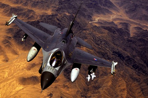 Նիդեռլանդների ՌՕՈւ F-16 կործանիչ