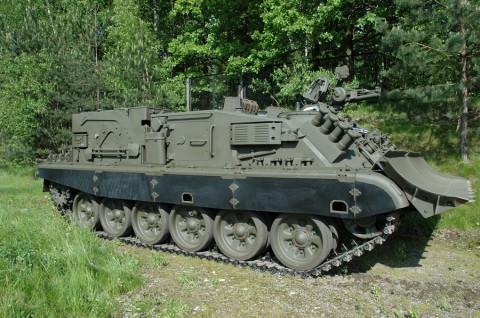 Լեհական WZT-3 նորոգման-էվակուացմն զրահապատ մեքենան