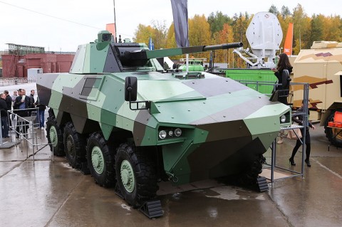 Ռուս-ֆրանսիական «Ատոմ» հետևակի մարտական մեքենայի մակետը RAE-2013 ցուցահանդեսի ժամանակ
