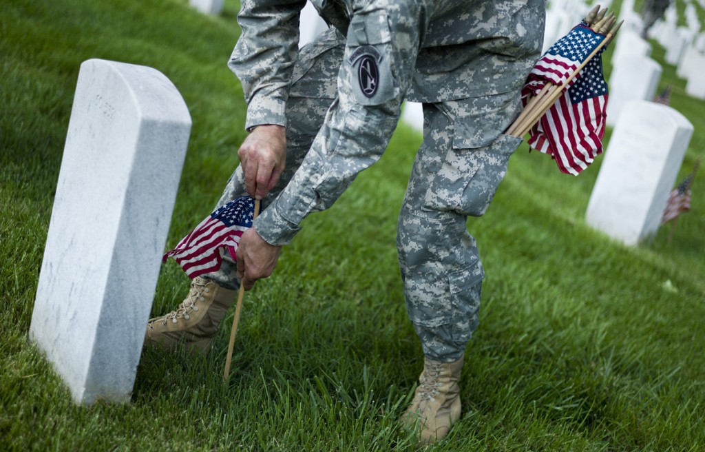 Արլինգթոն գերեզմանատունը, որտեղ հուղարկավորված են ԱՄՆ բանակի զոհված զինծառայողները. լուսանկարը՝ AFP գործակալության