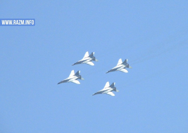 Ռուսաստանյան «Ստրիժի» ավիացիոն խմբի օդաչուները ցուցադրում էին բարձրագույն պիլոտաժի հնարքներ