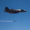 F-35 կործանիչը հրթիռի արձակման պահին