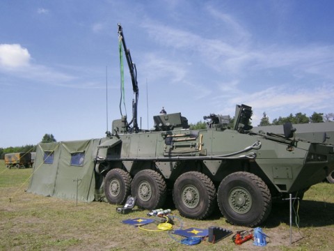 Rosomak զրահափոխադրիչի վրա նախագծված Rosomak-WRT ինժեներական մեքենա