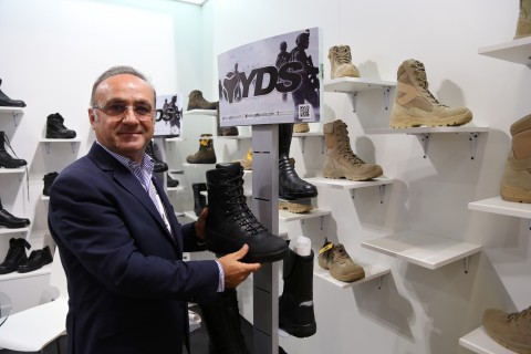 Yakupoğlu Deri Sanayi ընկերության արտադրած զինվորական կիսաճտքավոր կոշիկները