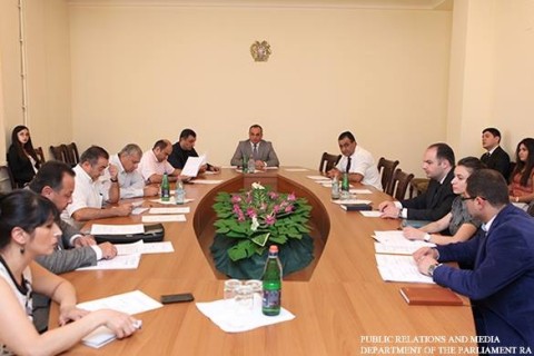 ՀՀ ԱԺ ՊԱԱՆԳ նիստում քննարկվել է Հայաստանի «Ռազմարդյունաբերական համալիրի մասին» օերնքի նախագիծը
