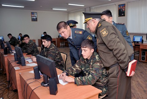 Զազախստանի ՊՆ պատվիրակությունը Ջամշիդ Նախիջևանցու անվան ռազմական վարժարանում