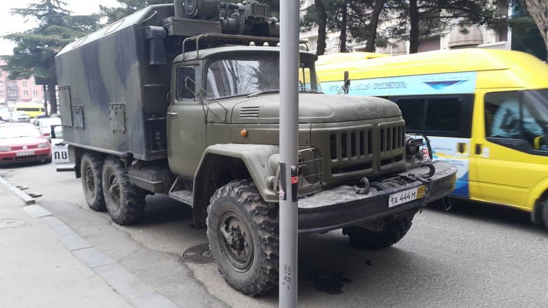 ՌԴ համարանիշներով ռազմական բեռնատար մեքենաները Թբիլիսիում