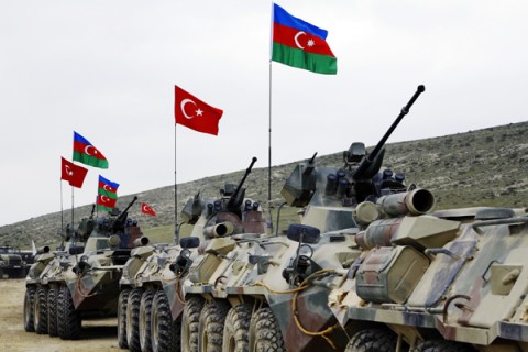 Թուրք-ադրբեջանական զորավարժությունը Նախիջևանում. ԲՏՌ-82 զրահափոխադրիչներ