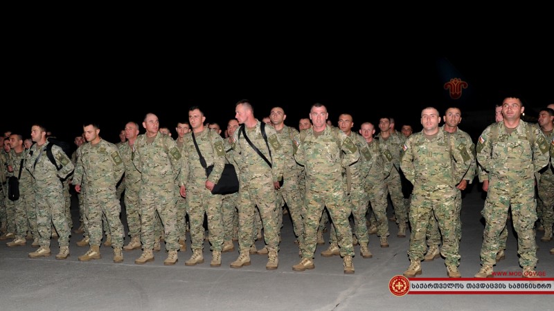 Վրաստանի զինված ուժերի 3-րդ հետևակային բրիգադի 32-րդ գումարտակի «Ալֆա» վաշտի զինծառայողները Ալեքսեևկա ռազմական օդանավակայանում