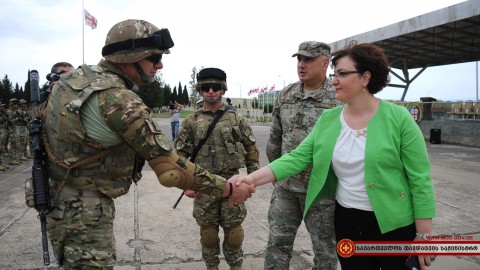 Վրաստանի պաշտպանության նախարարն ու ԶՈւ ԳՇ պետը  հաջողություն են մաղթում Աֆղանստան մեկնող զինծառայողներին