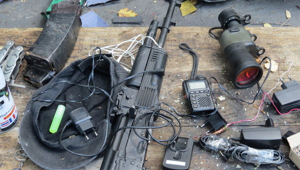 Զինյալների թողած իրերը։ Նկարը՝ ՌԴ ազգային հակաահաբեկչական հանձնաժողովի