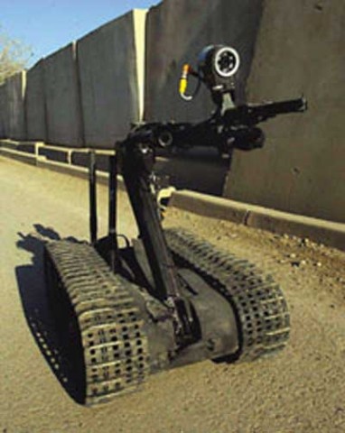 Իրանի զինված ուժերի նոր մարտական ռոբոտը. լուսանկարը «ԻՐՆԱ» գործակալության