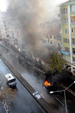 Բախումներ թուրքական ոստիկանության և քուրդ բնակչության միջև Դիարբեքիրում. 14.12.2015 թ.