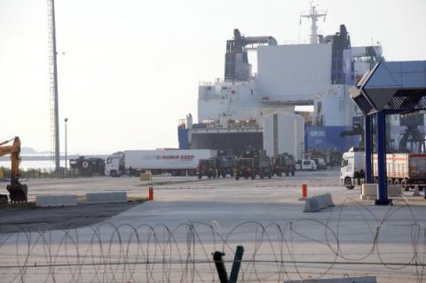 Գերմանիայի ԶՈւ Patriot ՀՕՊ համակարգերը բեռնվում են դանիական նավ` Թուրքիայից Գերմանիա տեղափոխելու համար. 22.12.2015թ.