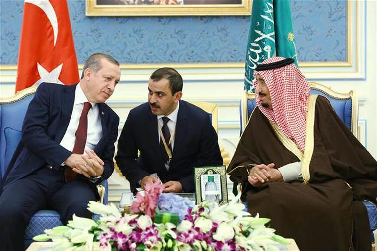 Թուրքիայի նախագահ Ռեջեփ Թայիփ Էրդողանը և Սաուդյան Արաբիայի թագավոր Սալման Բին Աբդուլ Ազիզ Ալ-Սաուդը