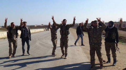 «Ժողովրդական ինքապաշտպանության ջոկատի» (YPG) ստորաբաժանումները փետրվարի 9-ին «Մենագ» ավիաբազայի մոտակայքում