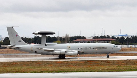 ՆԱՏՕ-ի վաղ նախազգուշացման և վերահսկման օդային համակարգերով (AEWAC) սպառազիված Boeing E-3 ինքնաթիռ