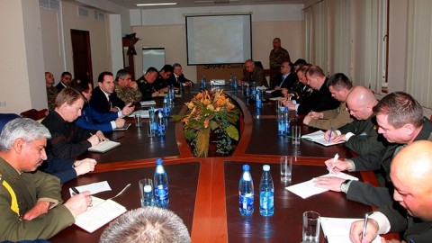 Հայաստանում հավատարմագրված ռազմական կցորդների հանդիպումը ՀՀ պաշտպանության նախարարի առաջին տեղակալ Դավիթ Տոնոյանի հետ