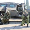 ՌԴ 102-րդ ռազմաբազայի հետախույզները ռազմաբազայի «Տիգր» զրահամեքենայի ֆոնին