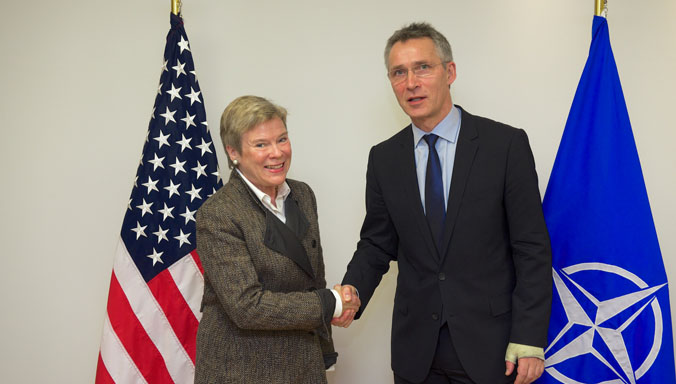 ՆԱՏՕ-ի գլխավոր քարտուղար Յենս Ստոլտենբերգը և ԱՄՆ պետքարտուղարի՝միջազգային անվտանգության և սպառազինության վերահսկման հարցերով օգնական Ռոզ Գոթեմոլերը