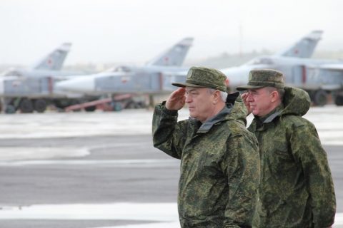 Սիրիայում ՌԴ զորախմբի նախկին հրամանատար, ՀՌՇ հրամանատարի ԺՊ գեներալ-գնդապետ Ա. Դվորնիկովը՝ Սիրիայի Հմեյմիմ ավիաբազայում