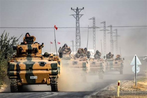 Թուրքիայի ԶՈւ զրահամեքենաները անցել են թուրք-սիրիական սահմանը: