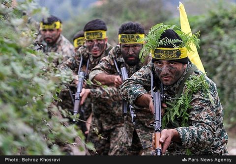 Իրանի իսլամական հեղափոխության պահապանների կորպուսի (ԻՀՊԿ) զինծառայողները Մազանդարանում անցկացվող զորավարժության ժամանակ, (արխիվ)