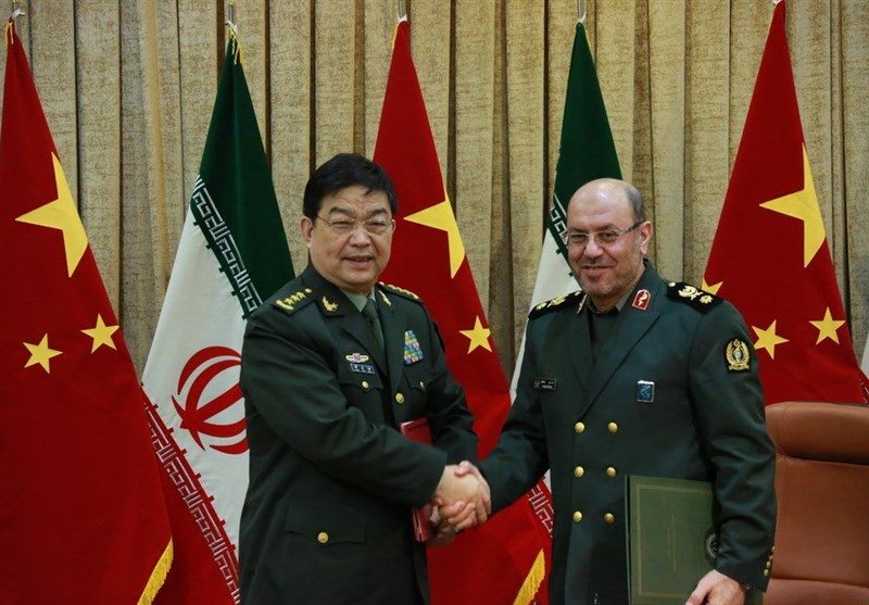 Չինաստանի պաշտպանության նախարար Չանգ Վանցյուան և Իրանի պաշտպանության նախարար Հոսեյն Դեհղանը