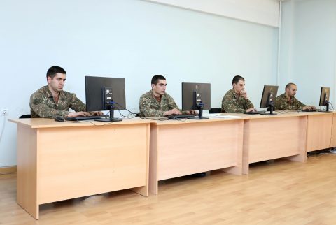 ՀՀ ԶՈւ՝ ՏՏ ոլորտներում մասնագիտացված զինծառայողներ