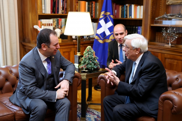  Վիգեն Սարգսյանը հանդիպել է Հունաստանի նախագահին