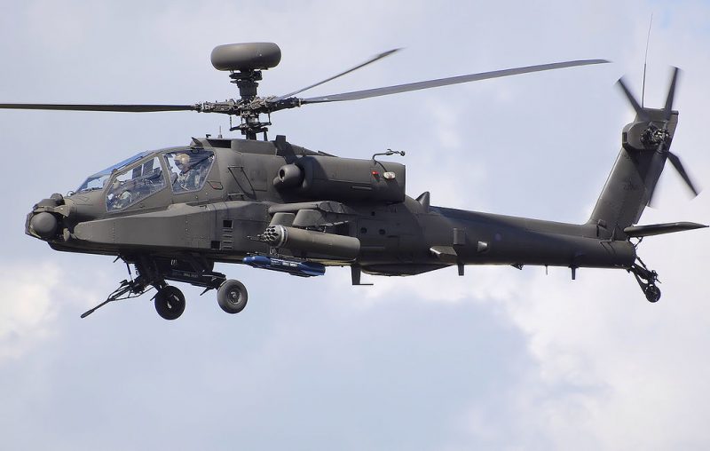 Ամերիկյան AH-64 Apache հարվածային ուղղաթիռ
