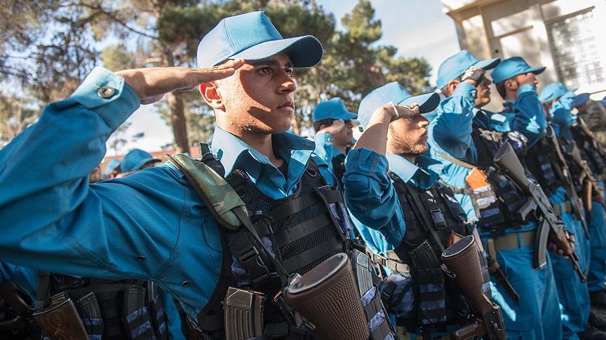 «Սիրիայի ազատ բանակ» խմբավորման զինյալններից կազմված կանոնավոր ոստիկանական խումբը Սիրիայի Ջերաբլուս շրջանում: