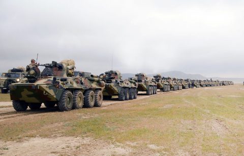 Ադրբեջանի բանակի վարժանքներին մասնակցող ԲՏՌ-80Ա զրահափոխադրիչներ