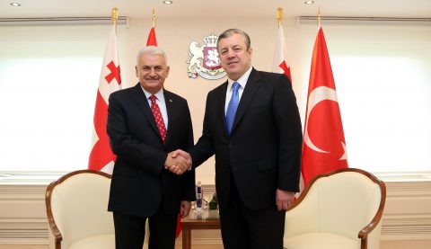 Վրաստանի վարչապետ Գեորգի Կվիրիկաշվիլին և Թուրքիայի վարչապետ Բինալի Յըլդըրըմը