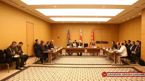 Վրաստանի, Թուրքիայի և Ադրբեջանի պաշտպանության նախարարների եռակողմ հանդիպում Բաթումիում. 05/23/2017. լուսանկարը՝ Վրաստանի ՊՆ-ի