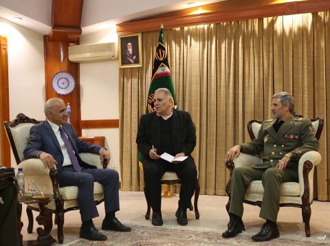 Իրանում ՀՀ դեսպան Արտաշես Թումանյանի և Իրանի պաշտպանության նախարար Ամիր Հաթամիի հանդիպումը